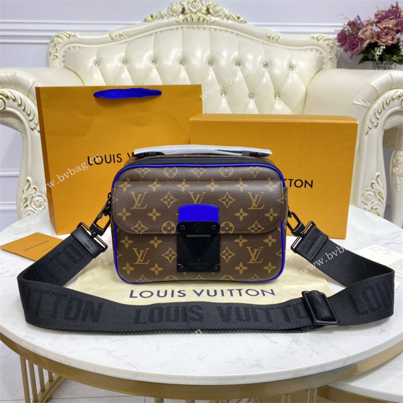 Louis Vuitton S LOCK MESSENGER M45863